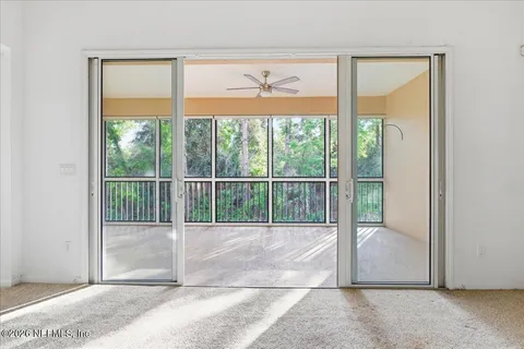 $249,000 | 8521 Little Swift Circle, Unit 34D, Jacksonville, FL 32256