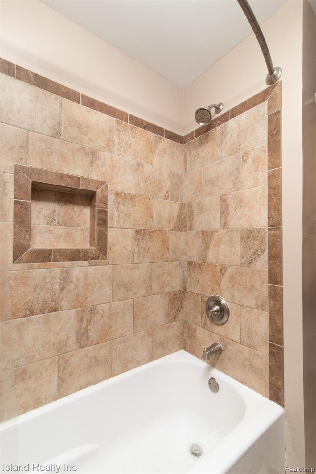 17078 Reno Street Riverview, MI 48193 - Photo 9 of 22 17078RenoRiverview-10.jpg