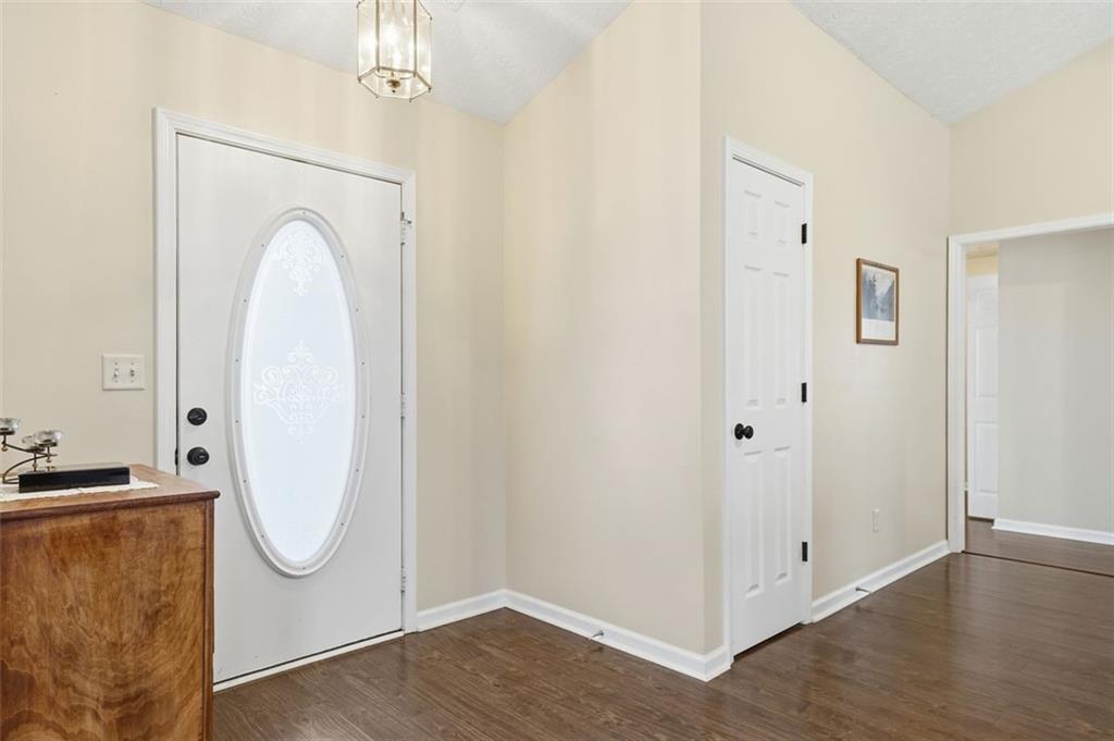 916 Elijah Way Bethlehem, GA 30620 - Photo 4 of 37