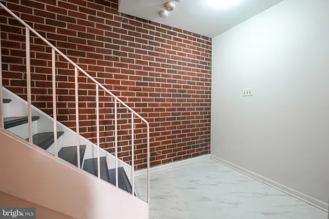 $3,200 | 4908 Sauquoit Lane, Annandale, VA 22003