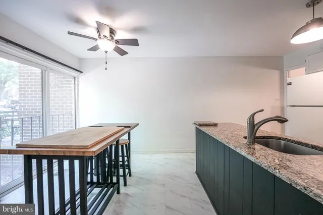 $3,200 | 4908 Sauquoit Lane, Annandale, VA 22003