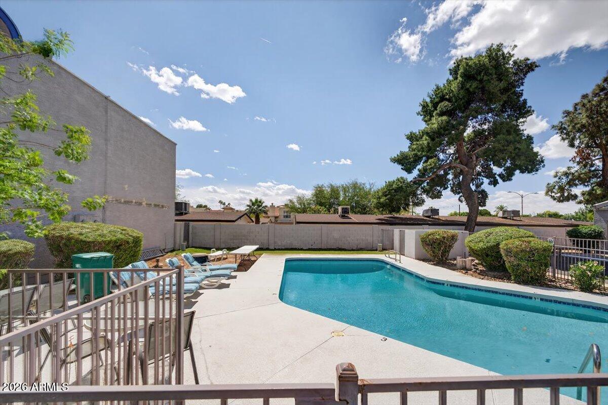 5750 North 10th Street, Unit 5 Phoenix, AZ 85014 - Photo 32 of 39 39-Community Pool