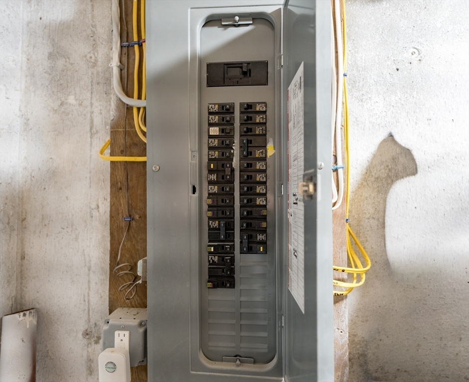 38 Hapgood Road Worcester, MA 01605 - Photo 28 of 37