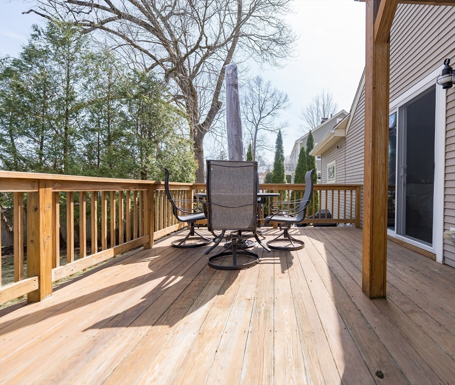 38 Hapgood Road Worcester, MA 01605 - Photo 32 of 37