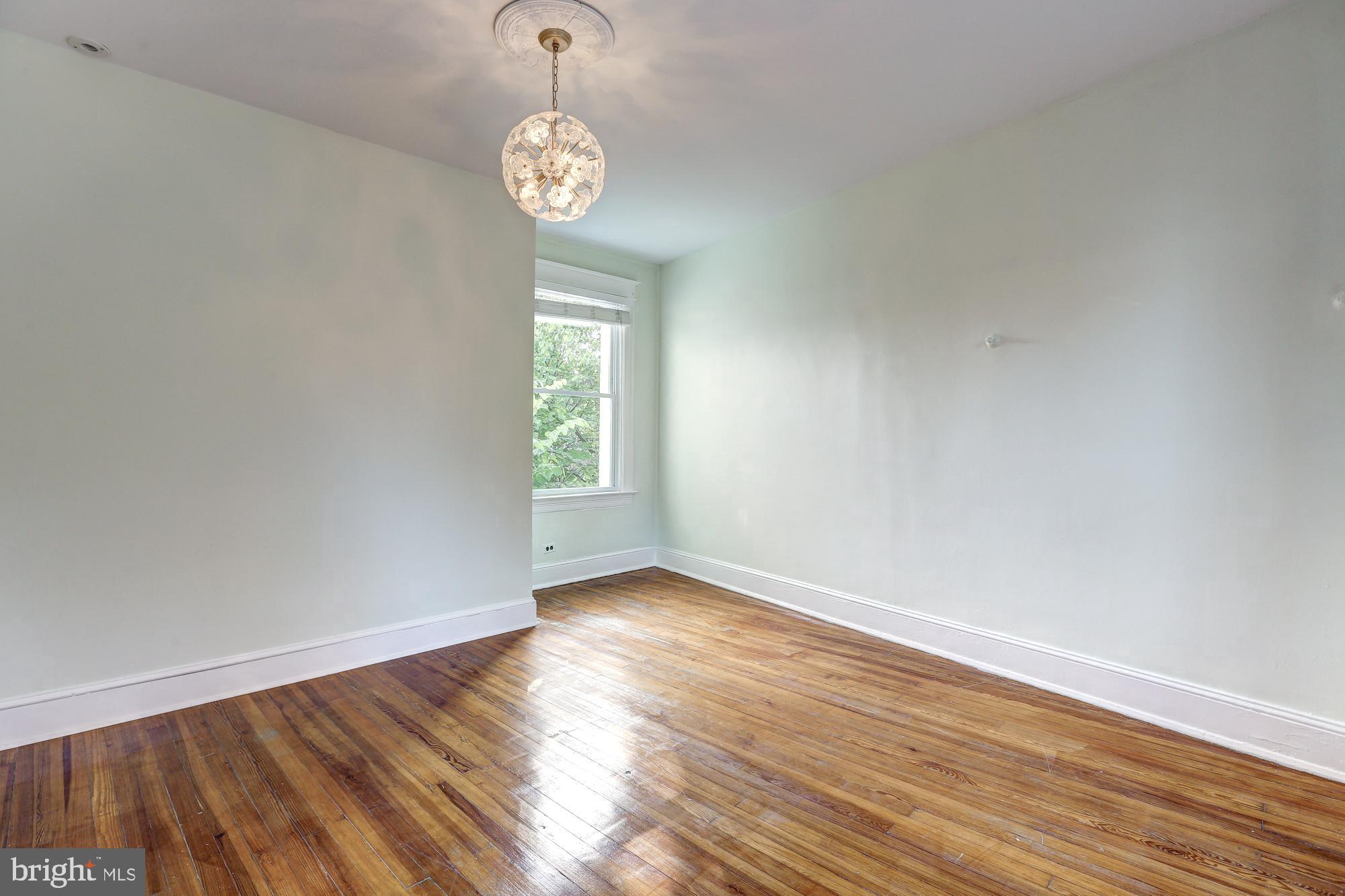 1929 Park Road Northwest Washington, DC 20010 - Photo 29 of 61 Second bedroom