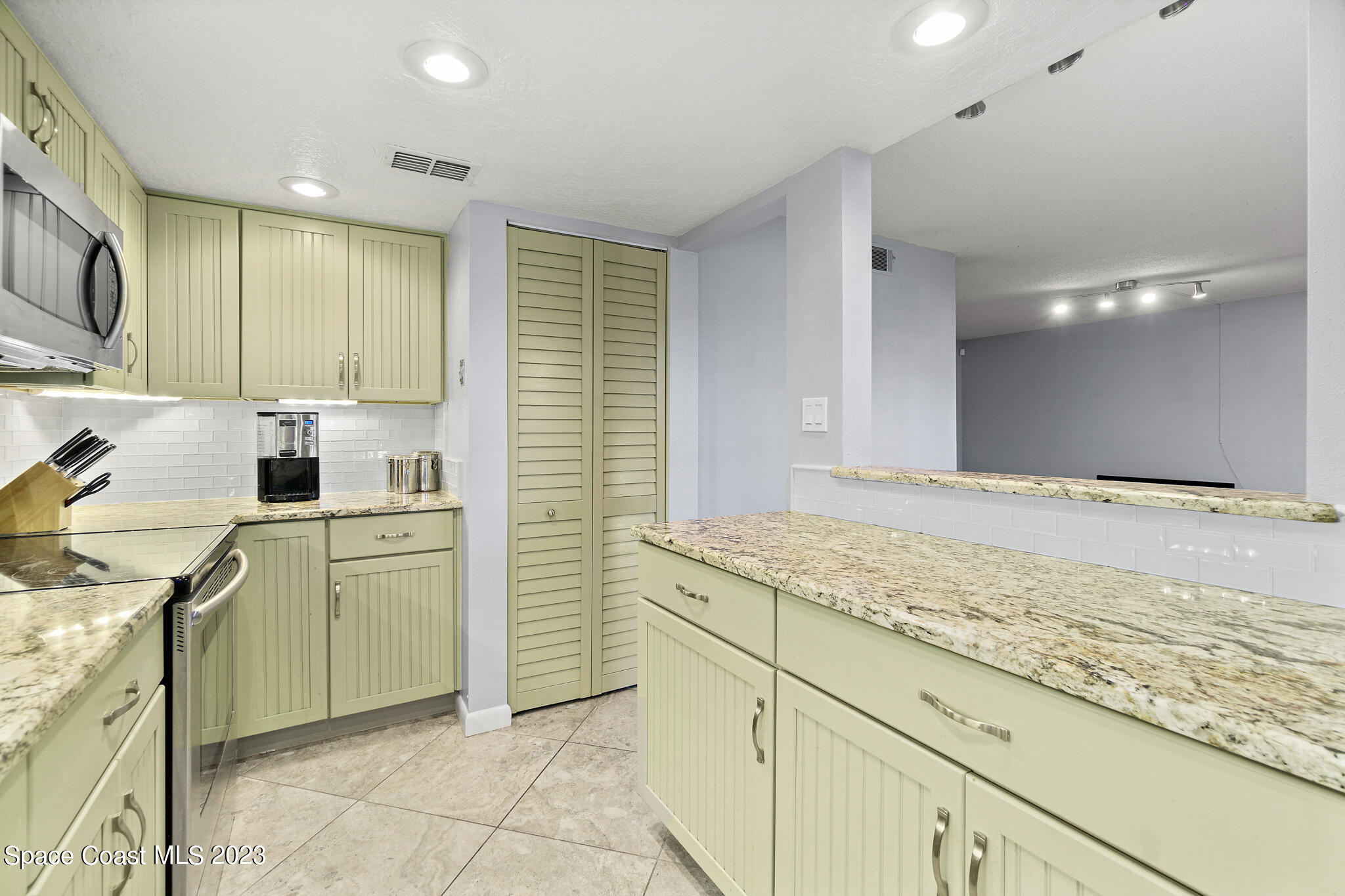 500 Catalina Road, Unit 103 Cocoa Beach, FL 32931 - Photo 4 of 28 500 Catalina Rd #103, Cocoa Beach, FL 32