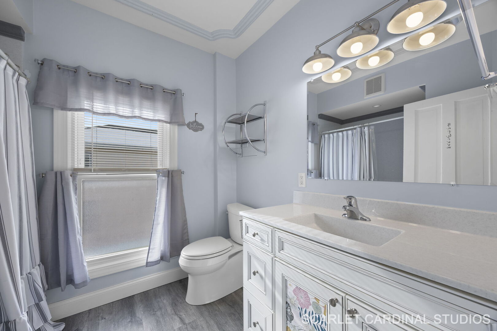 826 North 3rd Street Rochelle, IL 61068 - Photo 17 of 22 a bathroom with a sink a toilet and shower