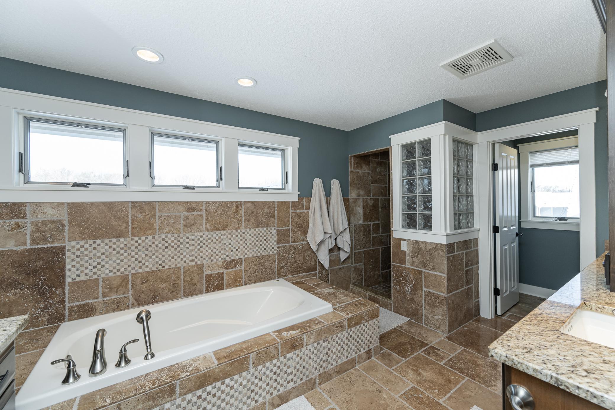 4243 Mayo Woodlands Road Southwest Rochester, MN 55902 - Photo 31 of 46 Gallery Image 31
