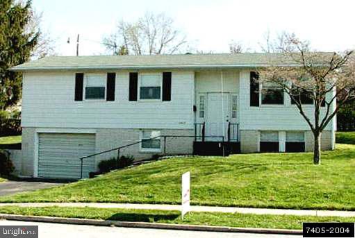 1417 Wogan Road, Unit 4 York, PA 17404 - Photo 1 of 9