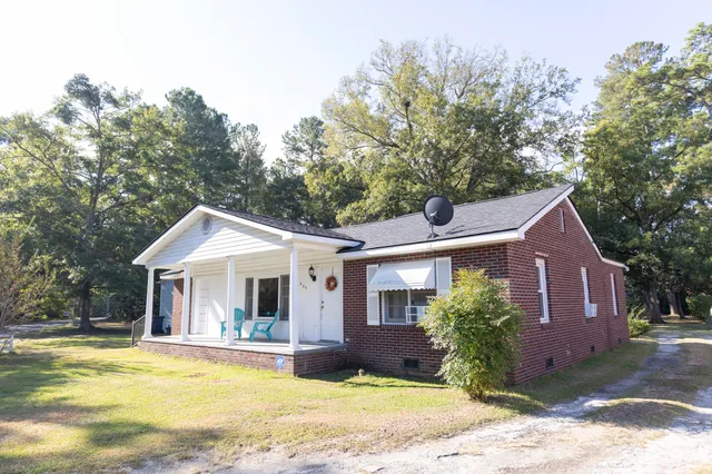 $193,000 | 625 Cavan Street, Holly Hill, SC 29059