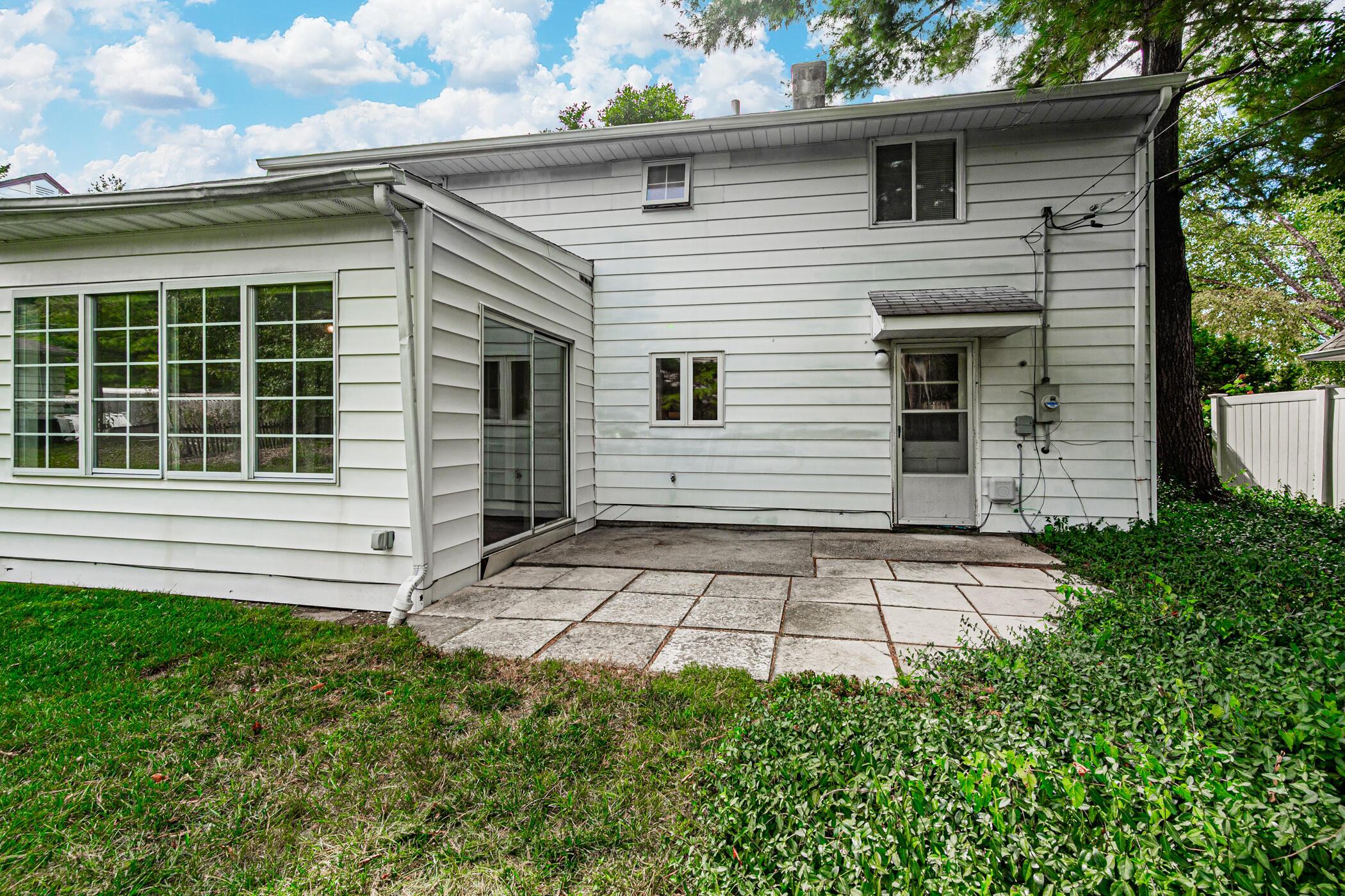 1904 Malvern Road Columbus, OH 43221 - Photo 9 of 55 1904 Malvern Rd