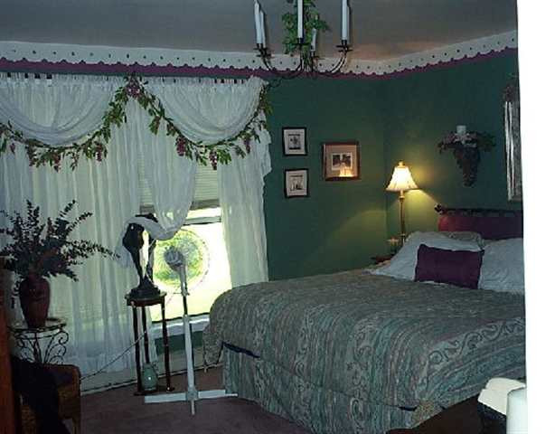 1908 Potter Road Glenville, NY 12010 - Photo 4 of 9 Photo 4