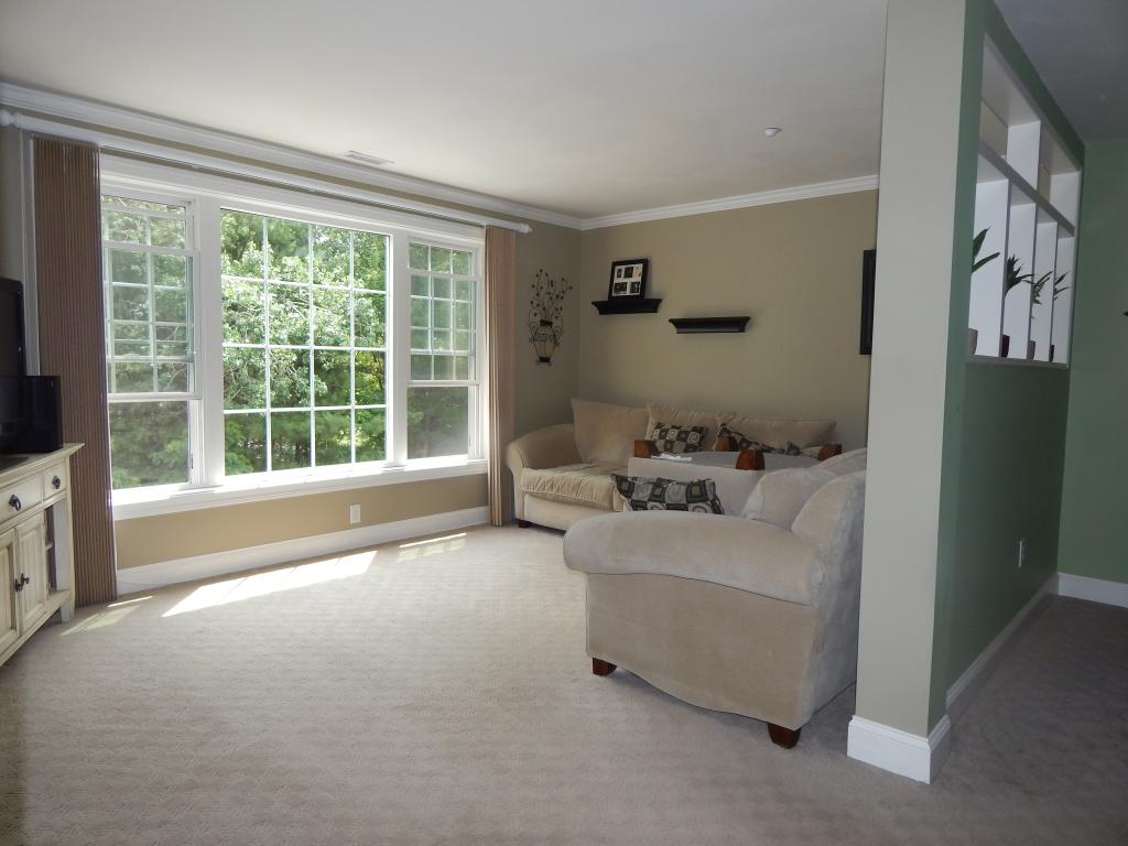 1 Maple Ridge Drive, Unit 204 Merrimack, NH 03054 - Photo 3 of 29