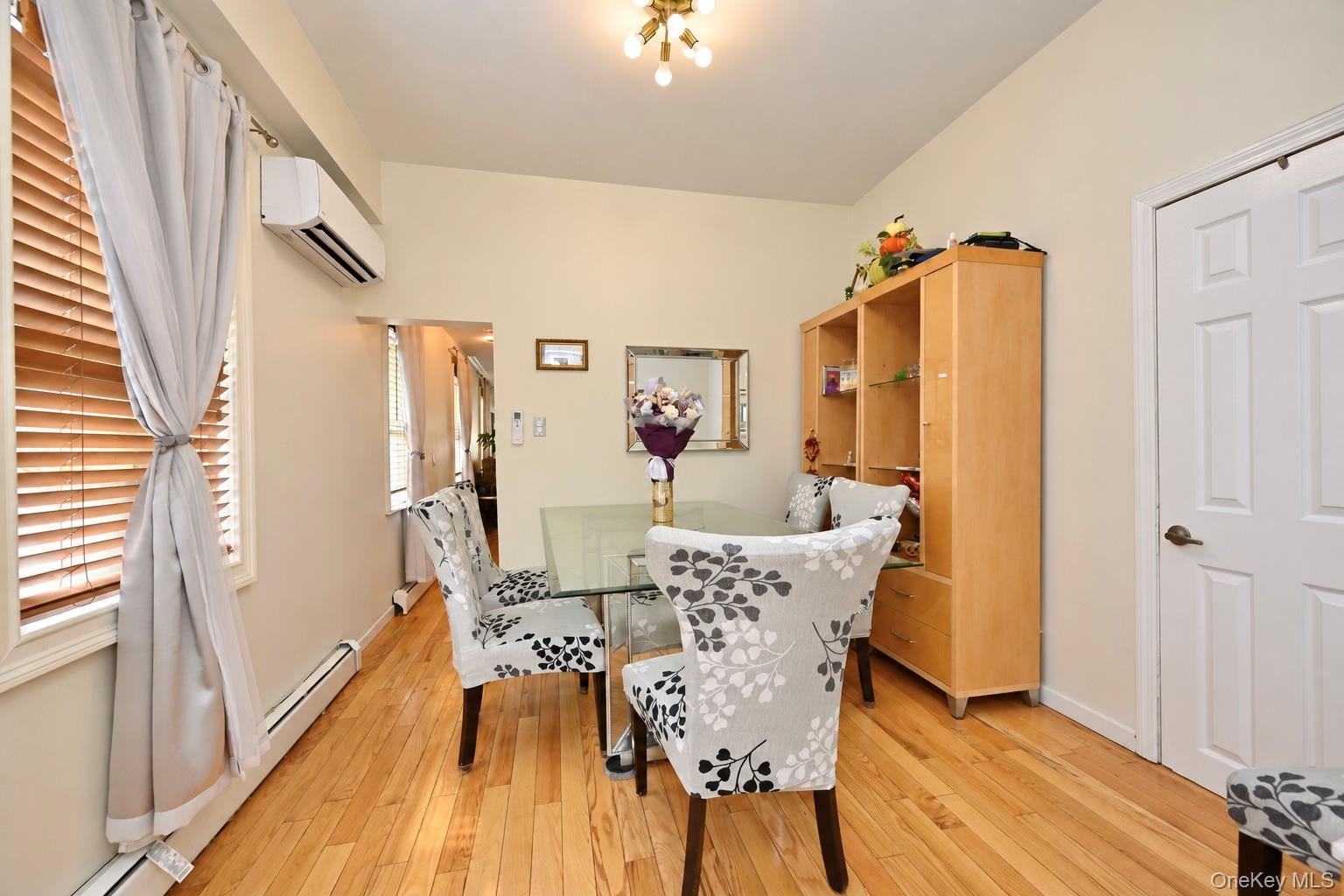 108 East 6th Road Queens, NY 11693 - Photo 4 of 21 Main Dining Room View