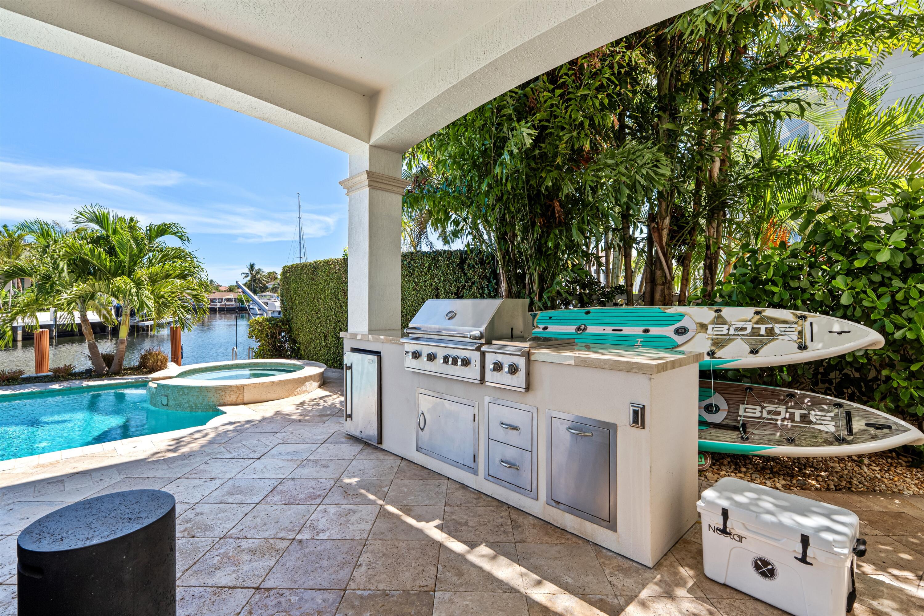 2320 Northeast 34th Court Lighthouse Point, FL 33064 - Photo 56 of 60 SUMMER_KITCHEN