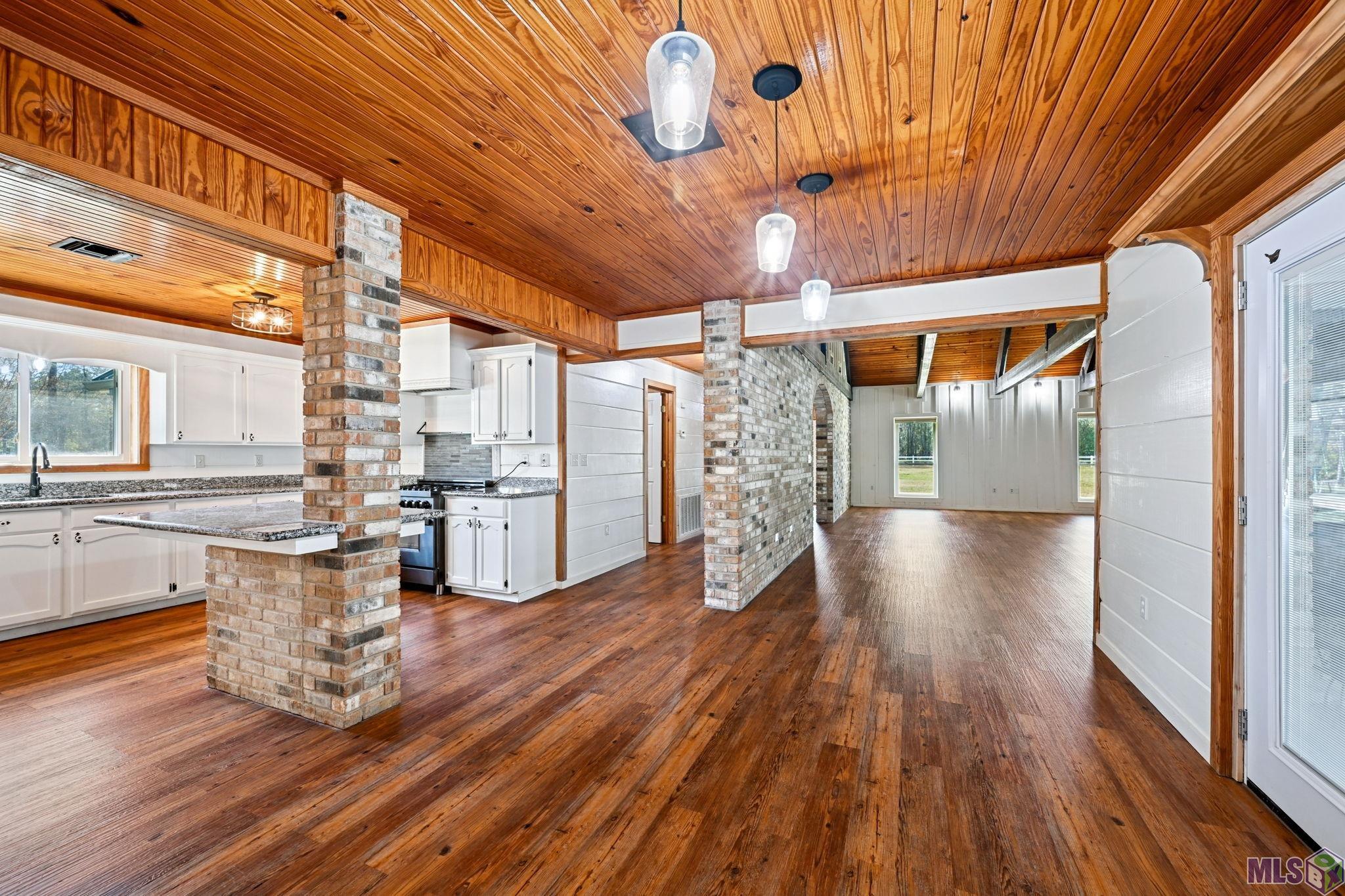 31288 Old Columbia Road Angie, LA 70426 - Photo 7 of 27