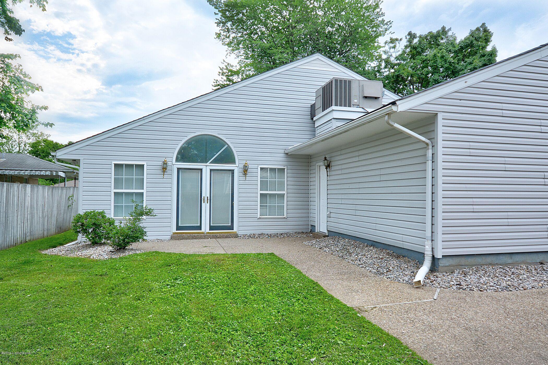 1901 Heaton Road Louisville, KY 40216 - Photo 20 of 36 BACK VIEW OF HOME