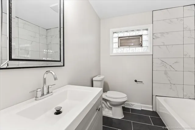 $245,000 | 16211 Joyce Circle, South Holland, IL 60473