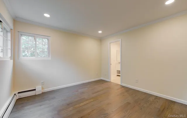 $5,000 | 20 Arcadia Drive, Dix Hills, NY 11746