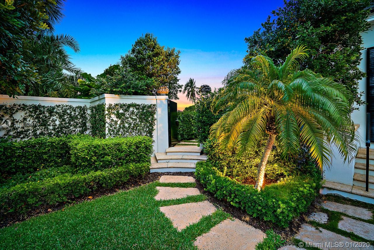 26 Gomez Road Hobe Sound, FL 33455 - Photo 20 of 27 Entrance to Terrace and rear garden