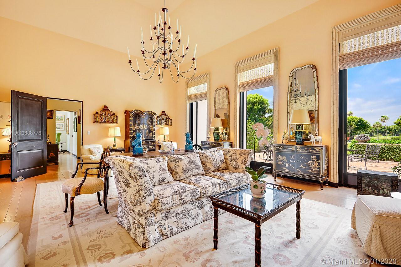 26 Gomez Road Hobe Sound, FL 33455 - Photo 10 of 27 Living Room