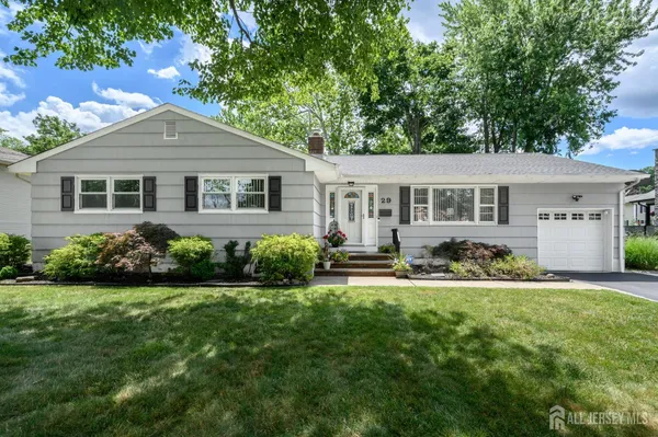 $735,000 | 29 Rutgers Road, Clark, NJ 07066
