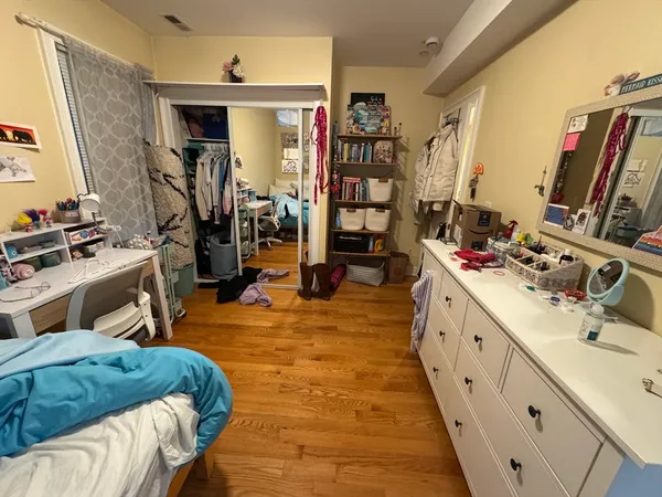 $4,900 | 10 Jay Street, Unit 2, Somerville, MA 02144