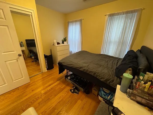 $4,900 | 10 Jay Street, Unit 2, Somerville, MA 02144