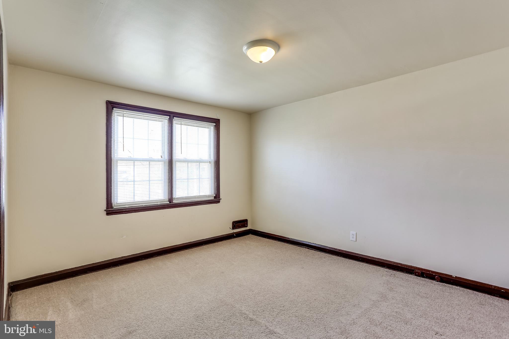 1622 Winford Road Baltimore, MD 21239 - Photo 20 of 37 Bedroom 1