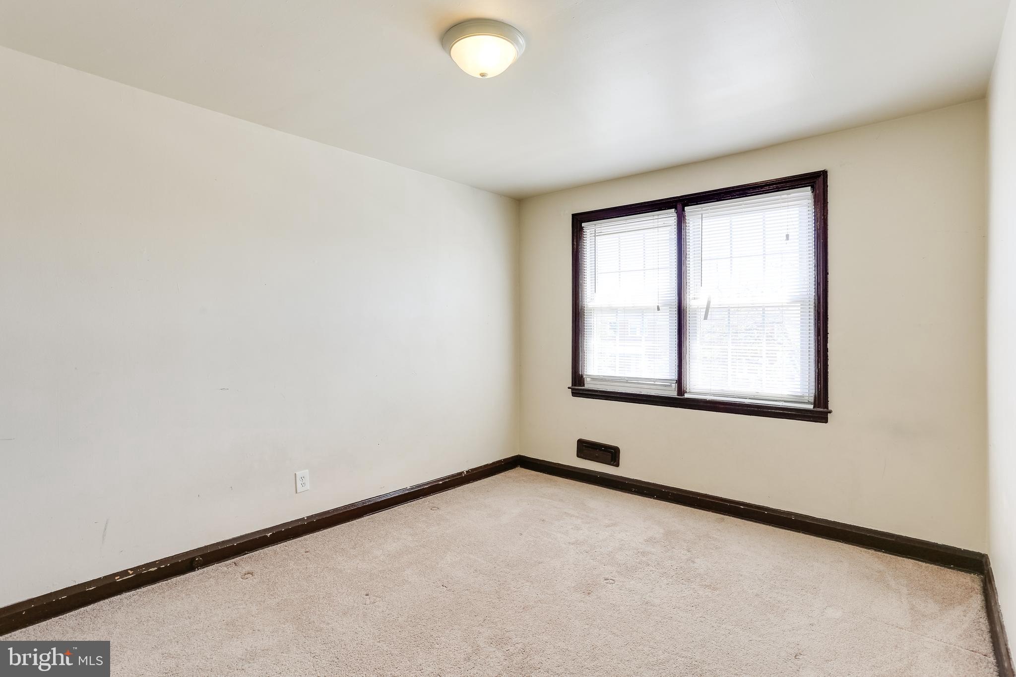 1622 Winford Road Baltimore, MD 21239 - Photo 23 of 37 Bedroom 2