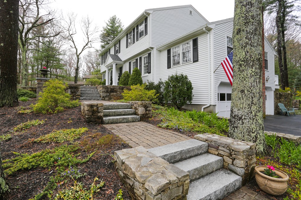 21 Kendall Road Sudbury, MA 01776 - Photo 3 of 30