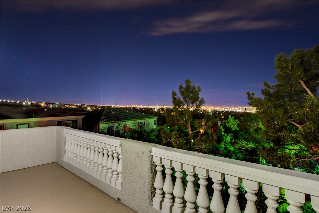 708 Respectful Ridge Avenue Henderson, NV 89012 - Photo 3 of 39