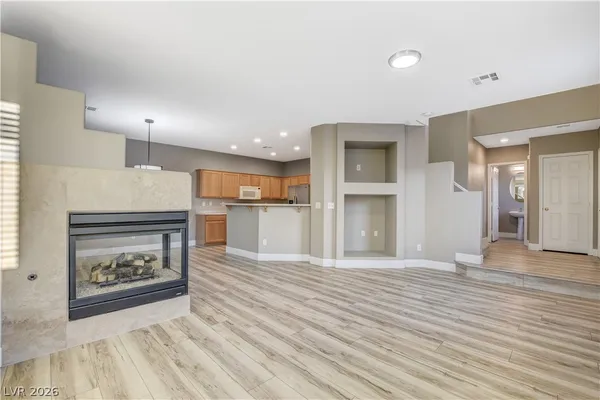 $2,350 | 708 Respectful Ridge Avenue, Henderson, NV 89012