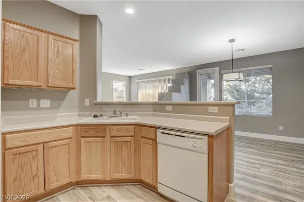 $2,350 | 708 Respectful Ridge Avenue, Henderson, NV 89012