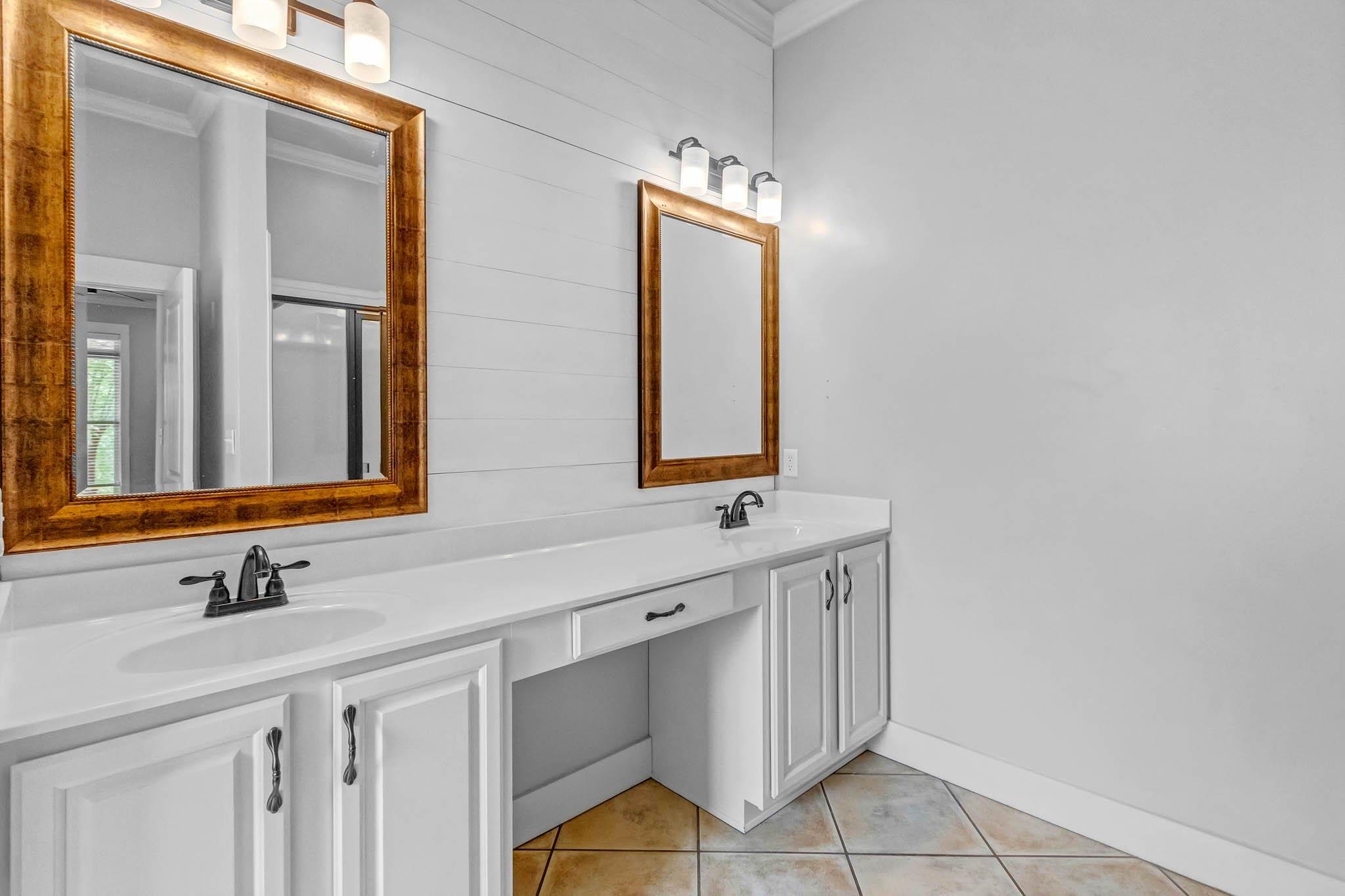 7854 Raegan Lane Daphne, AL 36527 - Photo 34 of 70 Primary Bathroom
