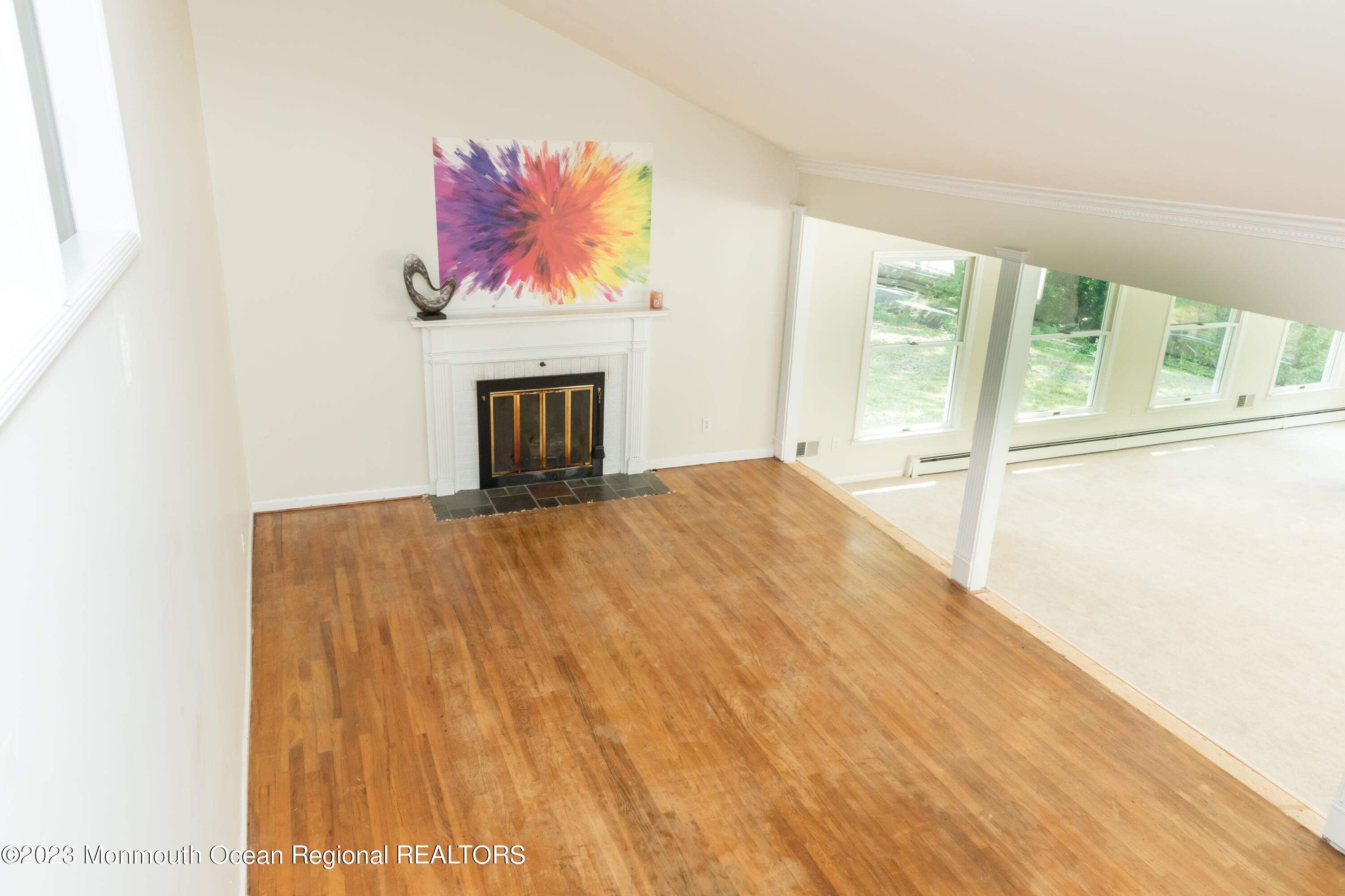 61 Lone Oak Road Middletown, NJ 07748 - Photo 16 of 46 Living Rm