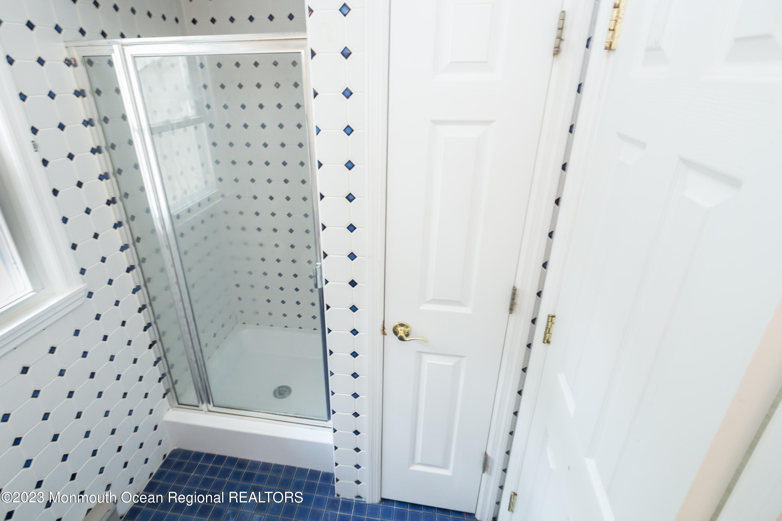 61 Lone Oak Road Middletown, NJ 07748 - Photo 30 of 46 Primary Bath