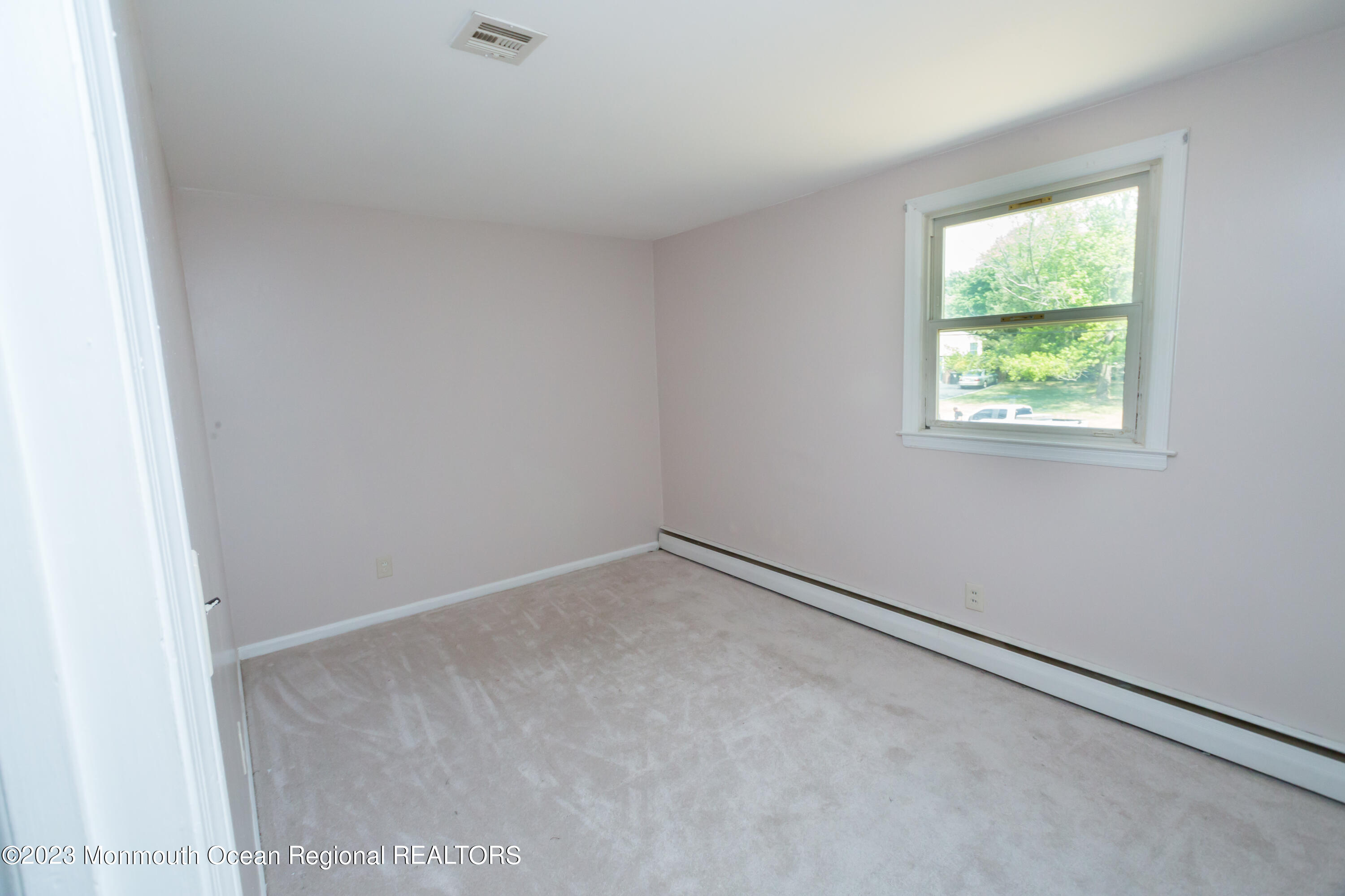 61 Lone Oak Road Middletown, NJ 07748 - Photo 35 of 46 Image-36