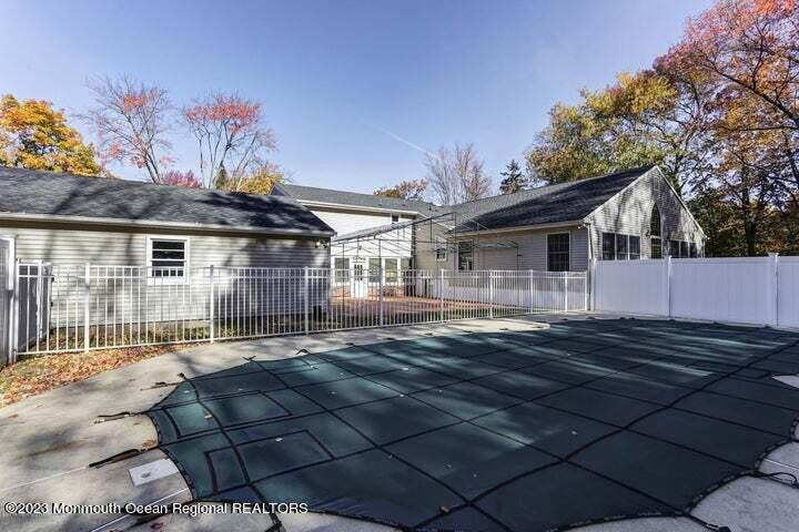 61 Lone Oak Road Middletown, NJ 07748 - Photo 43 of 46 Patio