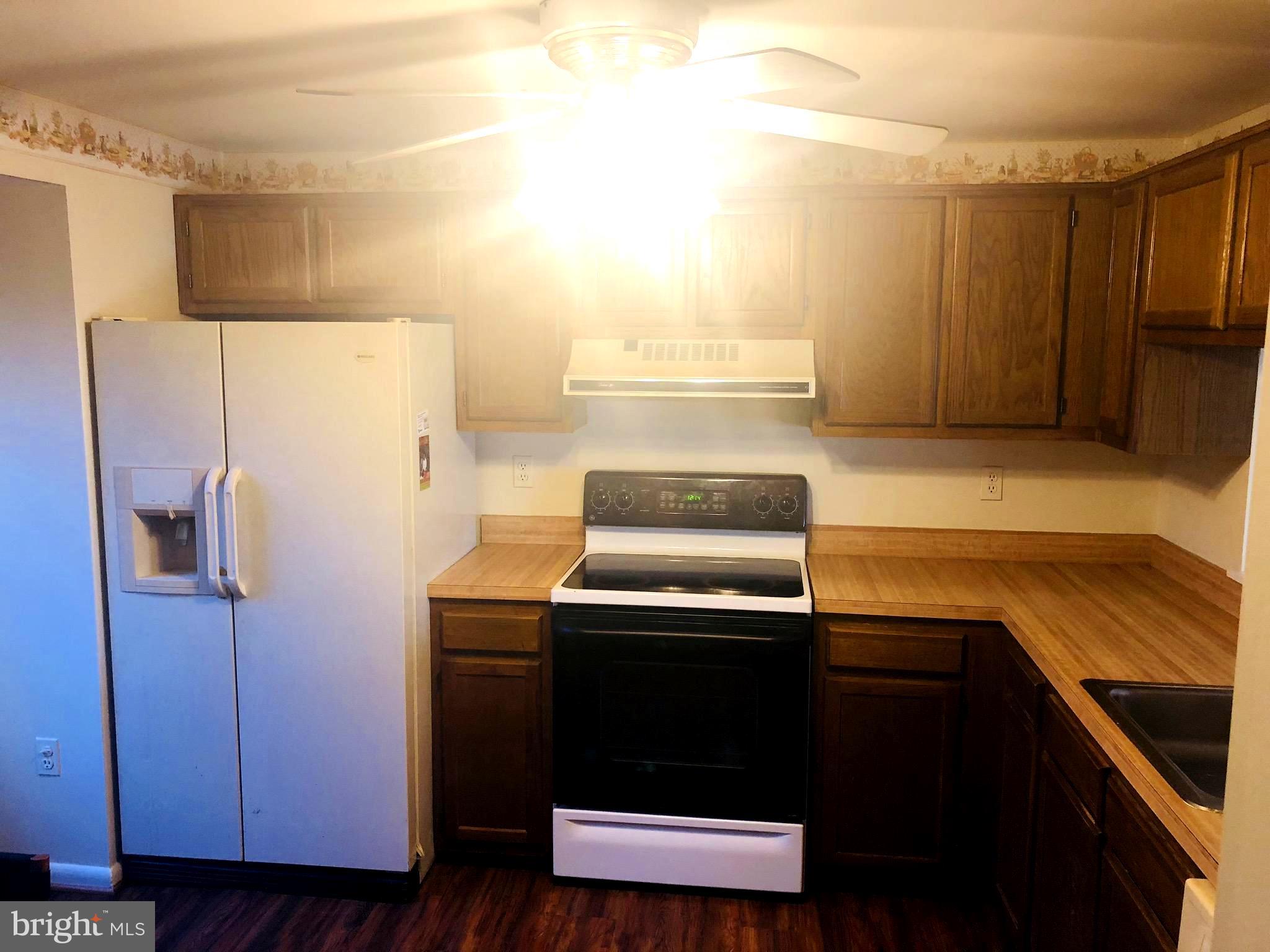 8705 Ritchboro Road District Heights, MD 20747 - Photo 2 of 28 Kitchen