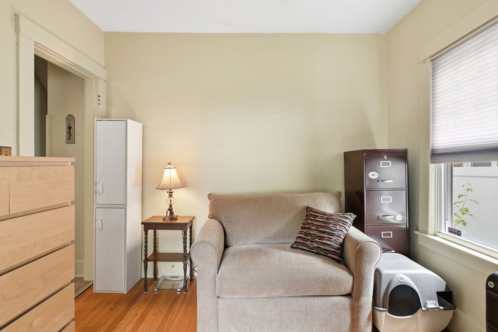 54 Thorndyke Street Springfield, MA 01118 - Photo 28 of 35