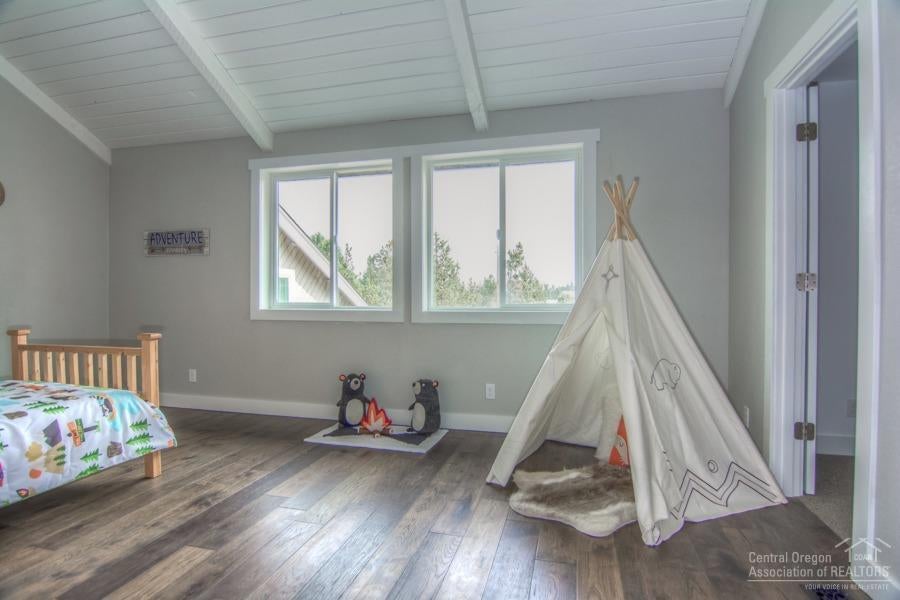 63351 Overtree Road Bend, OR 97701 - Photo 13 of 25 Additional Photo
