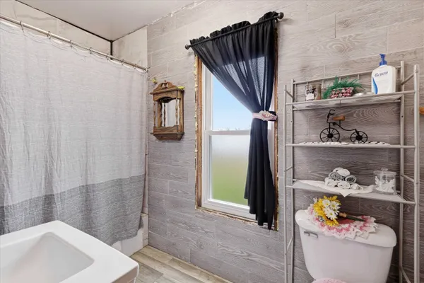 $350,000 | N8424 Nollenberg Road, Manawa, WI 54949