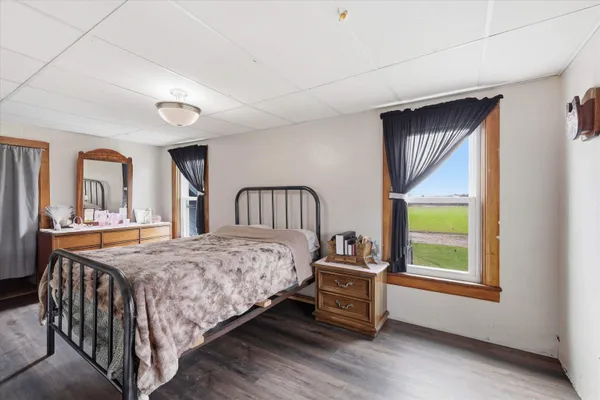 $350,000 | N8424 Nollenberg Road, Manawa, WI 54949