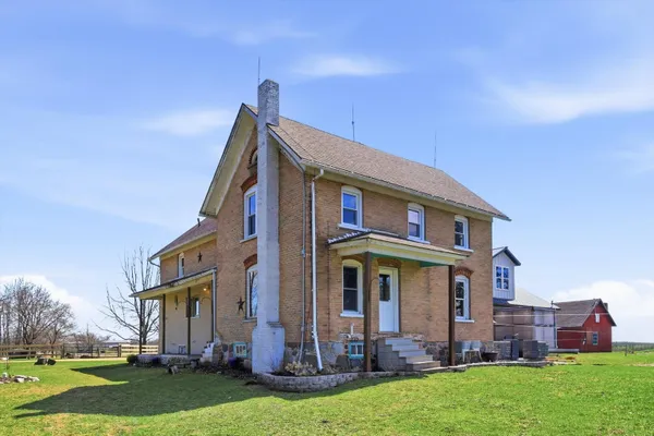 $350,000 | N8424 Nollenberg Road, Manawa, WI 54949