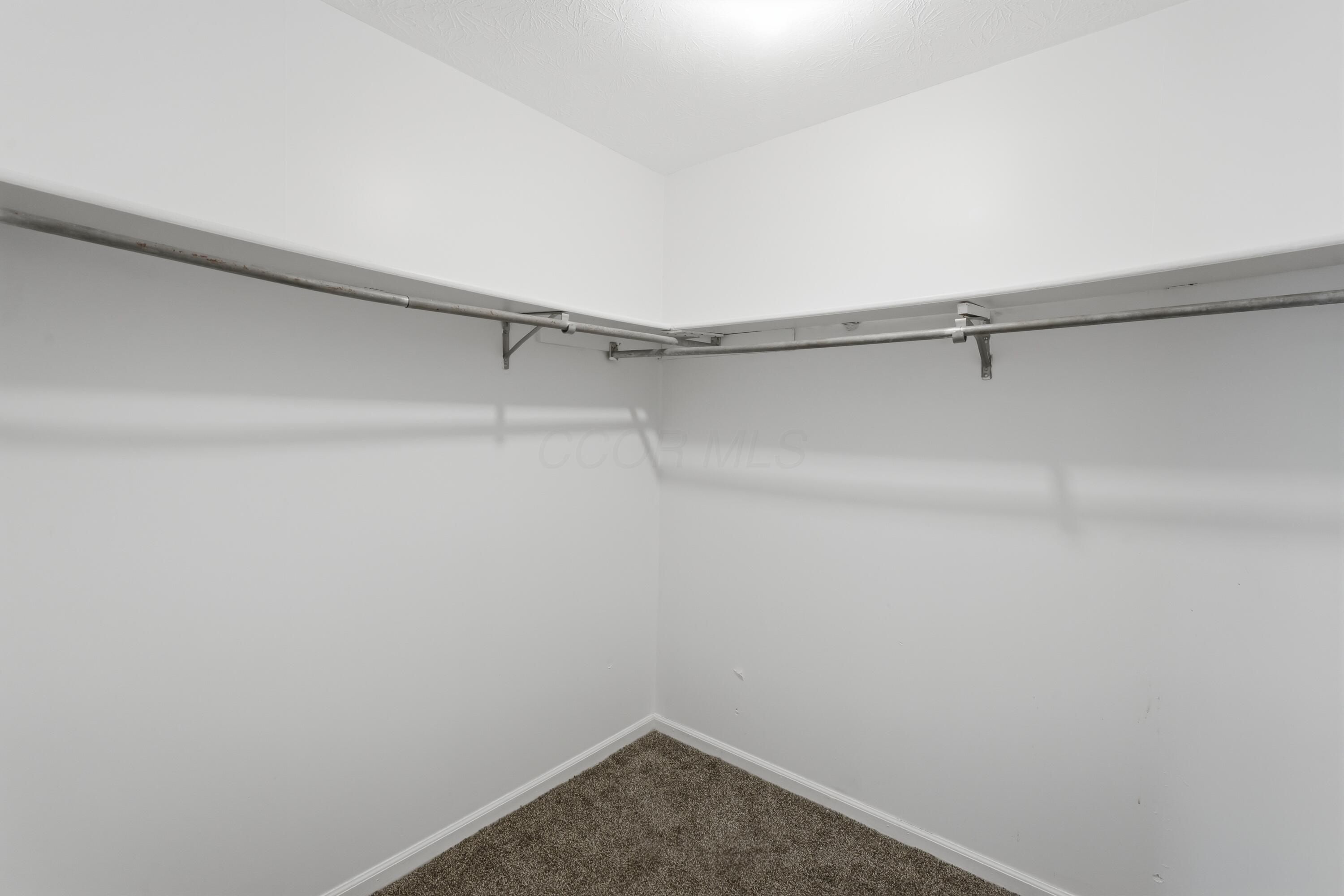 11589 Milnor Road Pickerington, OH 43147 - Photo 15 of 25 Master Closet