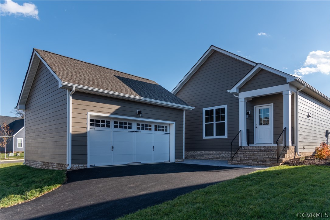 702 West Vaughan Road Ashland, VA 23005 - Photo 6 of 28 Gallery Image 6