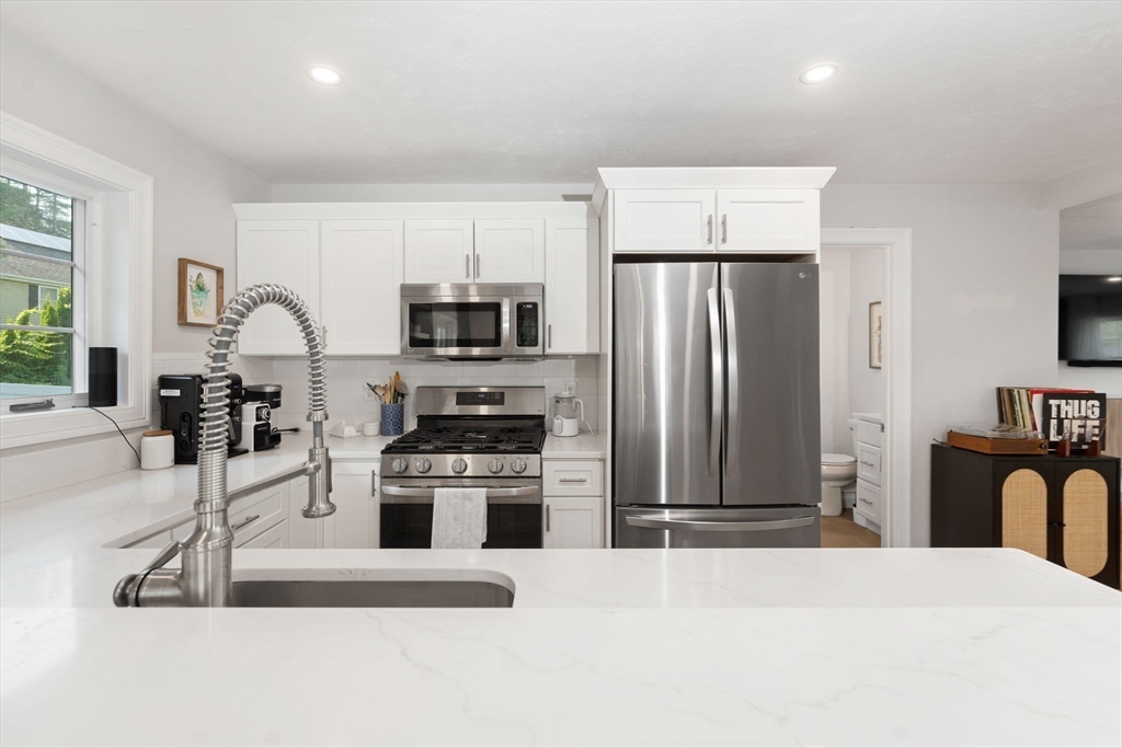 26 A Maravista Road Worcester, MA 01606 - Photo 15 of 32 Gallery Image 15