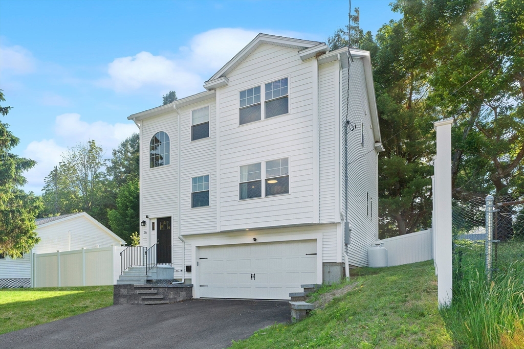 26 A Maravista Road Worcester, MA 01606 - Photo 2 of 32 Gallery Image 2