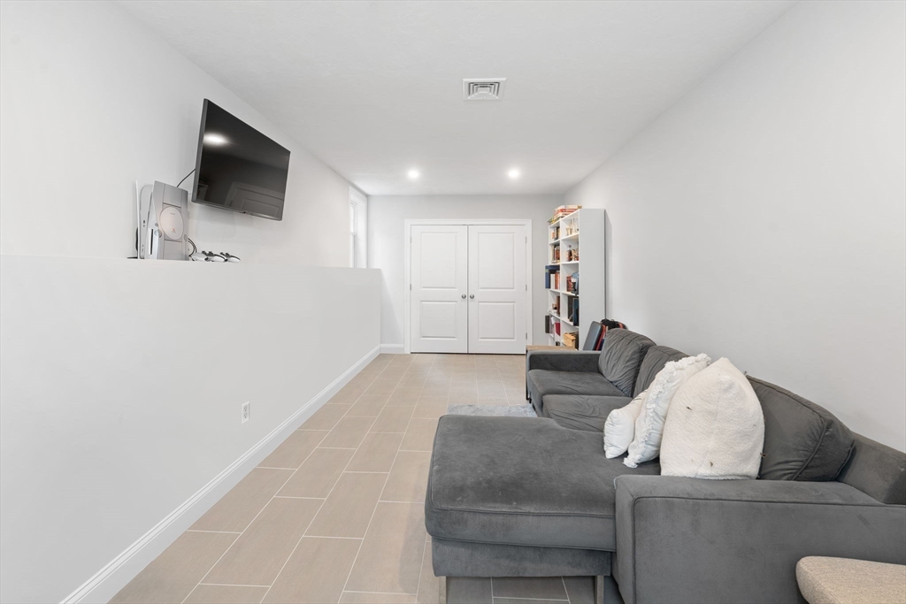 26 A Maravista Road Worcester, MA 01606 - Photo 30 of 32 Gallery Image 30